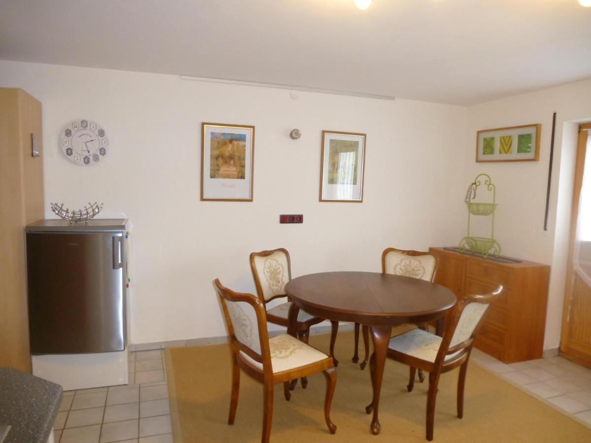 Ferienwohnung Jung Im Johannisborn Saarburg Exteriér fotografie